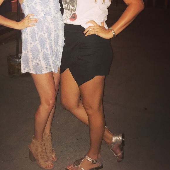 Envelope skort - Picture 1 of 6